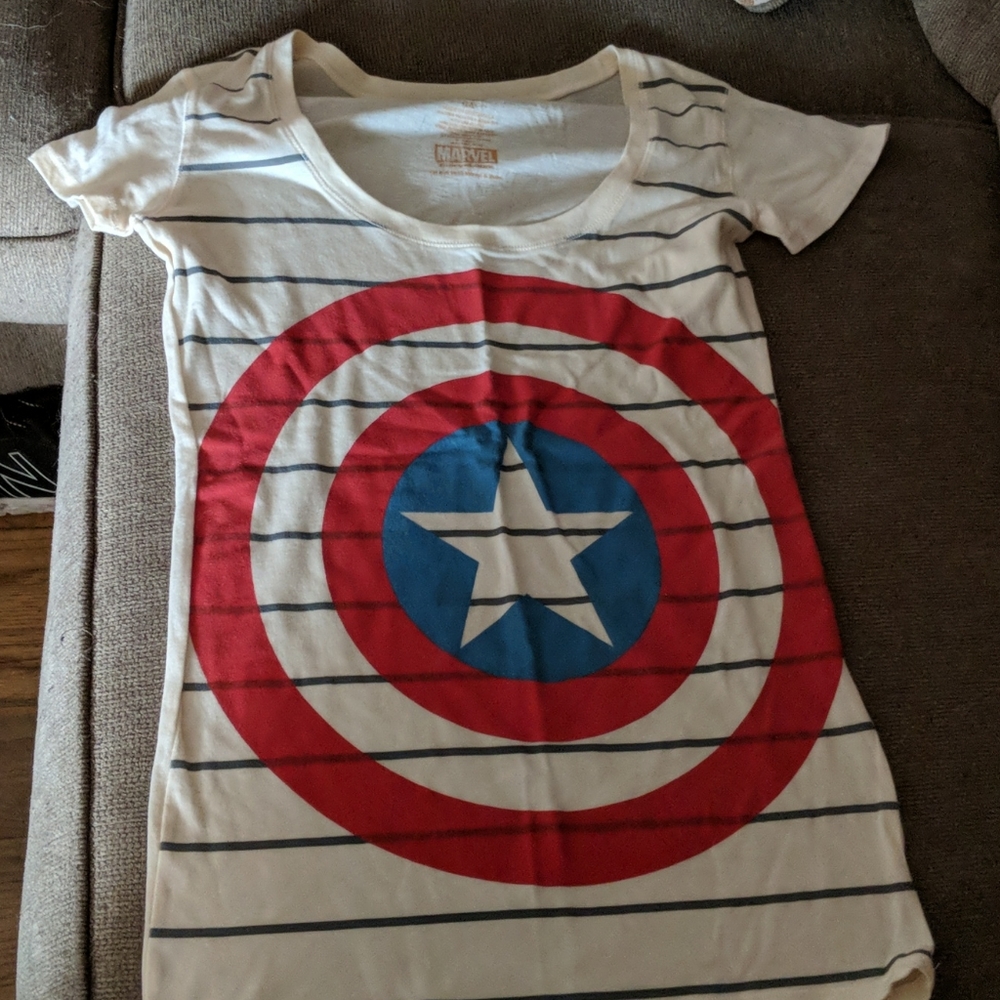 Captain america tee shirt